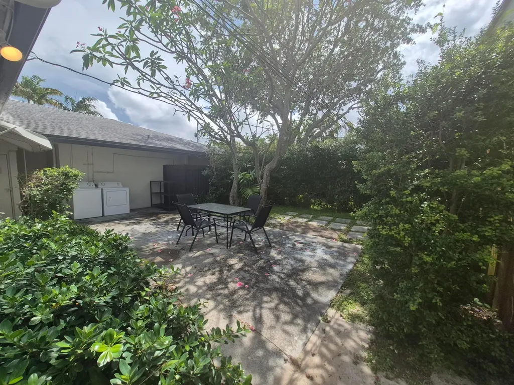 1117 NE 17th Avenue Fort Lauderdale FL 33304