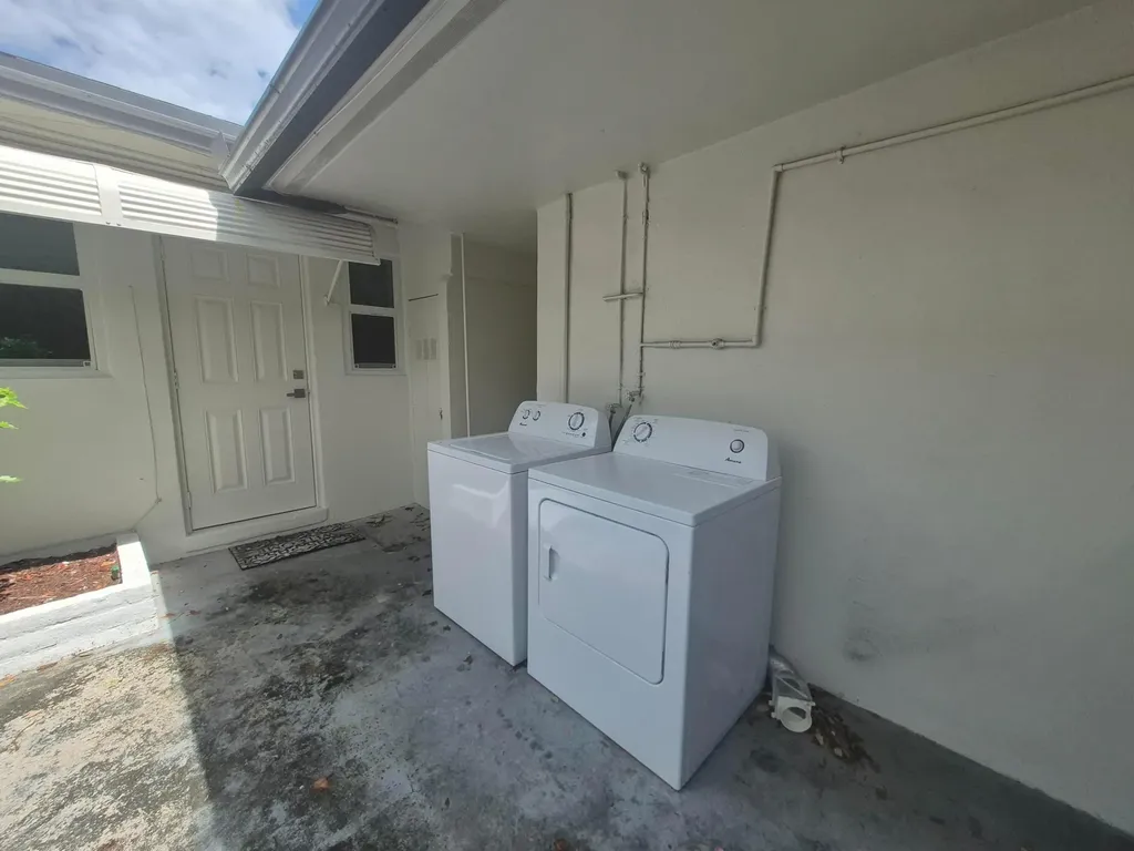 1117 NE 17th Avenue Fort Lauderdale FL 33304