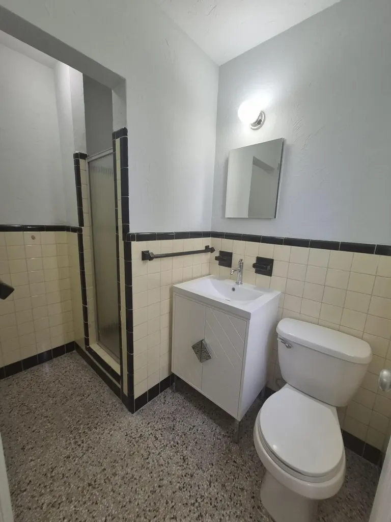 1117 NE 17th Avenue Fort Lauderdale FL 33304