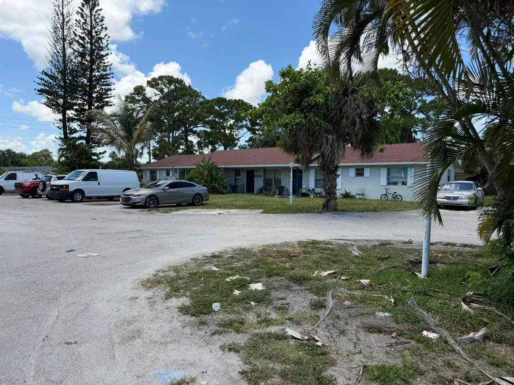 2130 S Haverhill Road West Palm Beach FL