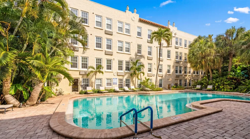 235 Sunrise Avenue Palm Beach FL 33480