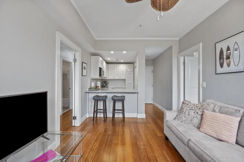 235 Sunrise Avenue Palm Beach FL 33480