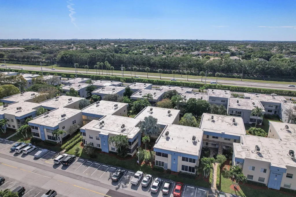 877 Flanders S Delray Beach FL 33484