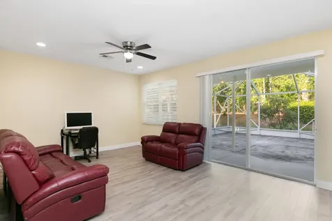 1086 NW Leonardo Circle Port St Lucie FL 34986