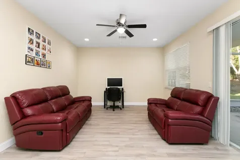 1086 NW Leonardo Circle Port St Lucie FL 34986