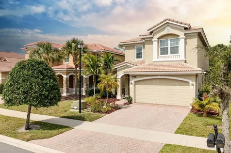 1086 NW Leonardo Circle Port St Lucie FL 34986