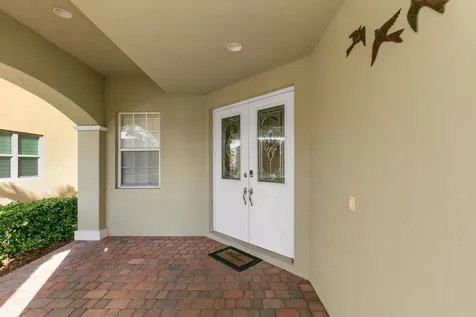 1086 NW Leonardo Circle Port St Lucie FL 34986