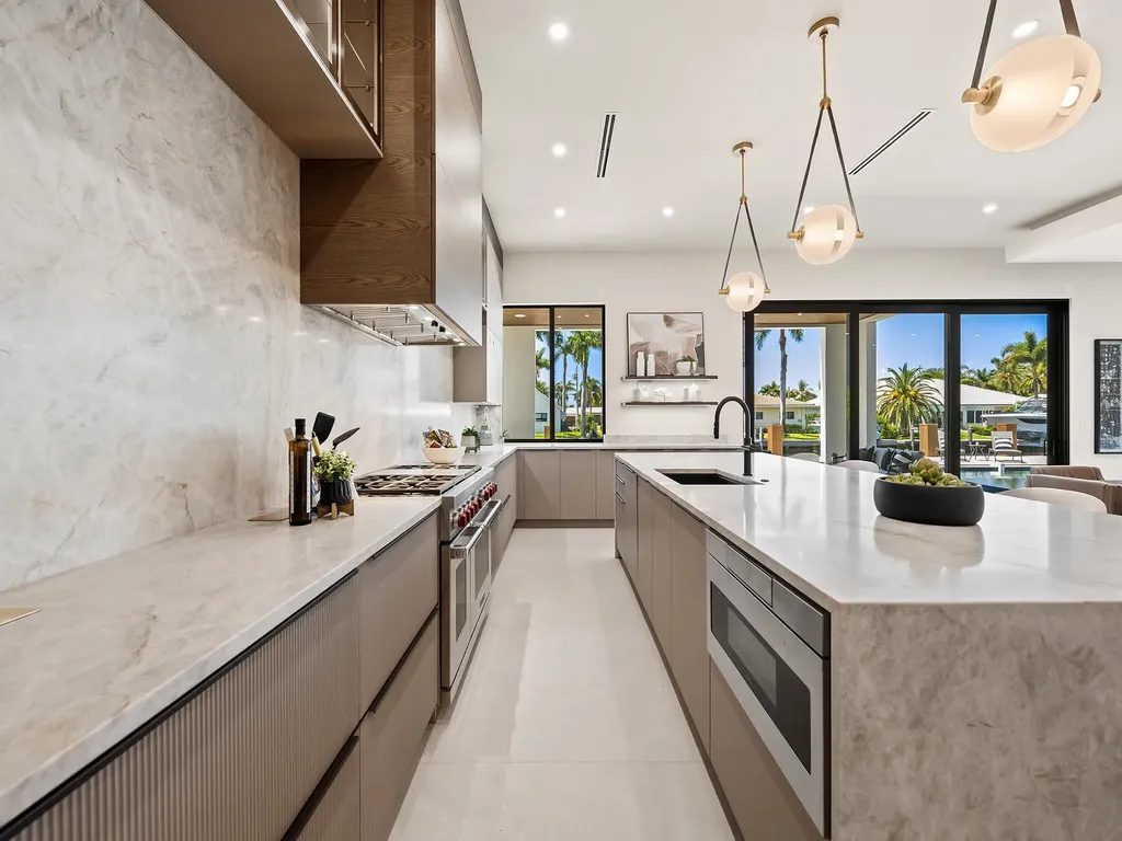 3110 NE 59th Street Fort Lauderdale FL 33308