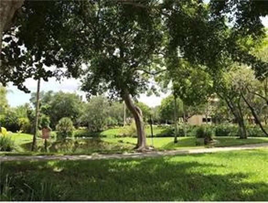7300 NW 17th Street Plantation FL 33313