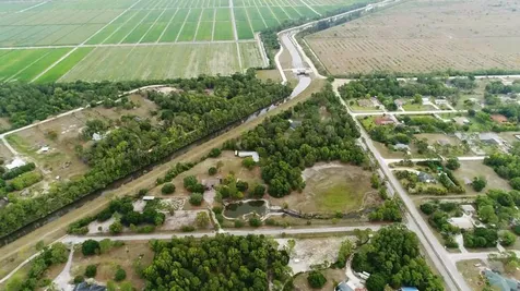 4935 Lame Panther Lane Loxahatchee FL 33470