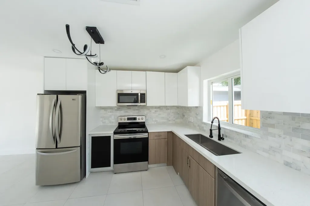 2160 SW 16th Court Fort Lauderdale FL 33312