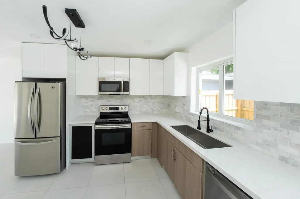 2160 SW 16th Court Fort Lauderdale FL 33312