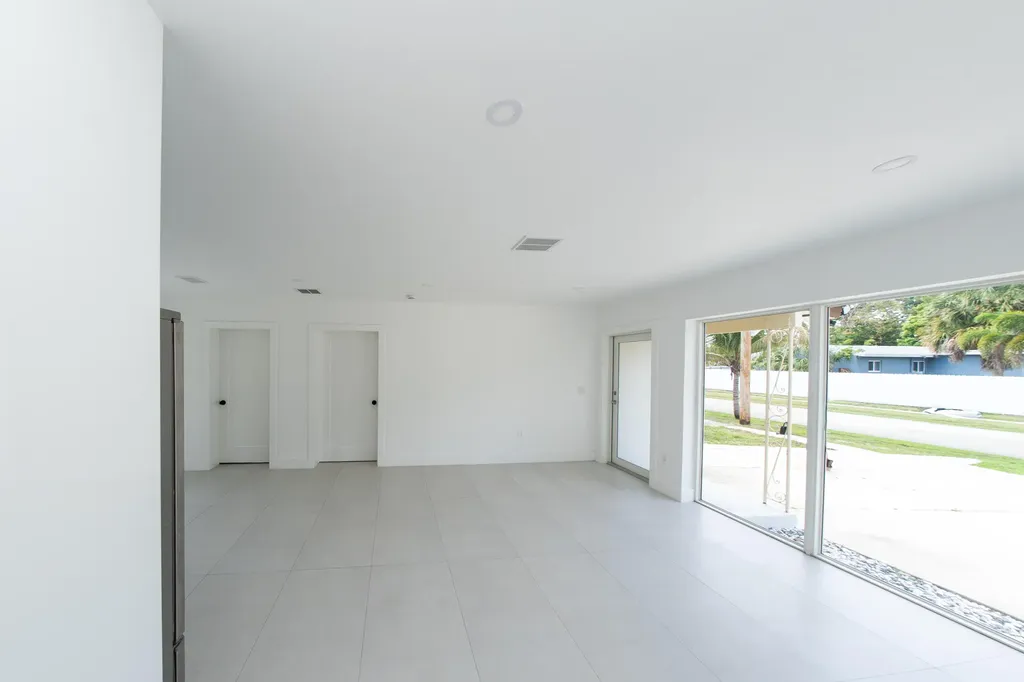2160 SW 16th Court Fort Lauderdale FL 33312