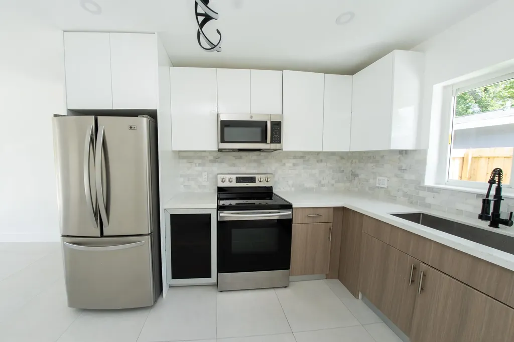 2160 SW 16th Court Fort Lauderdale FL 33312