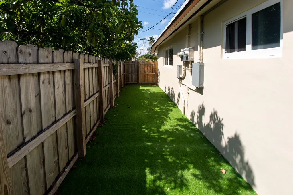 2160 SW 16th Court Fort Lauderdale FL 33312