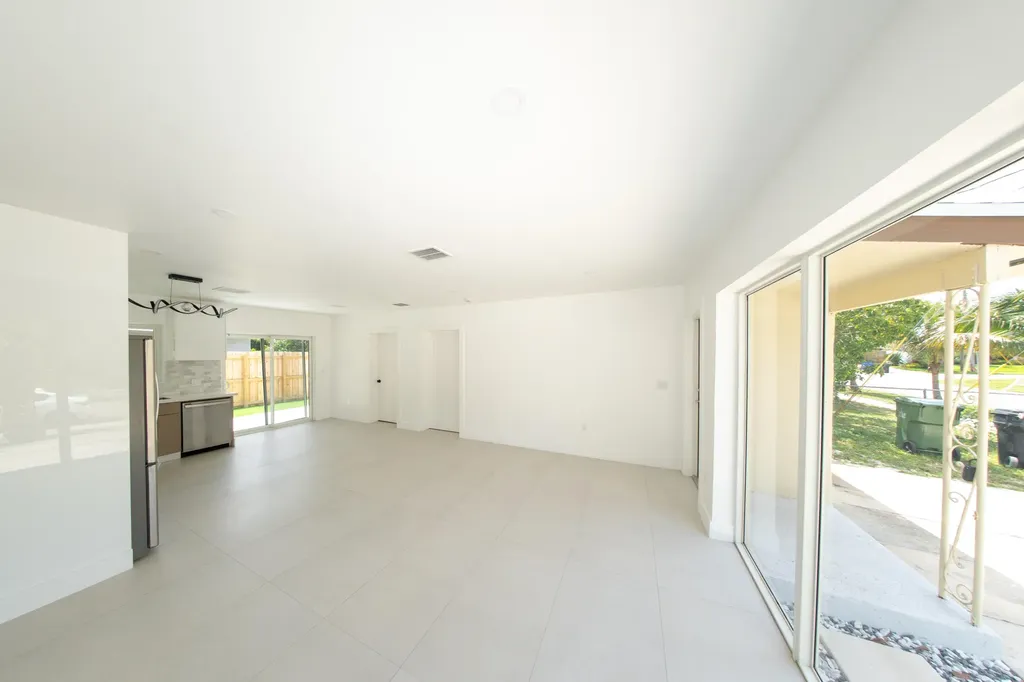 2160 SW 16th Court Fort Lauderdale FL 33312
