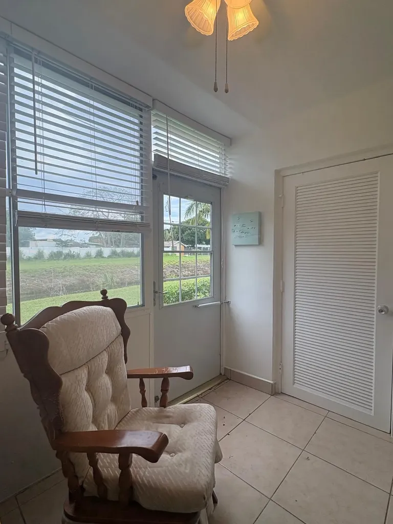 2522 Emory Drive E West Palm Beach FL 33415