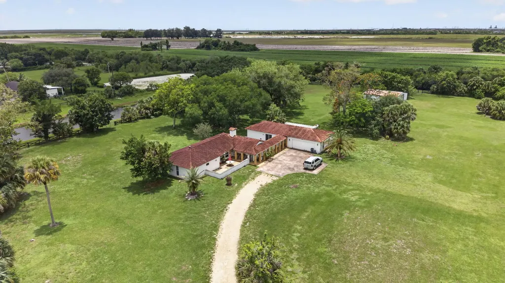 1029 Arabian Drive Loxahatchee FL 33470