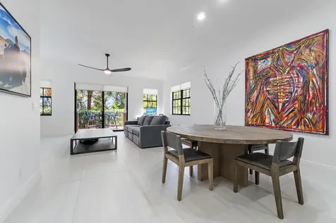 605 Del Sol Circle Tequesta FL 33469