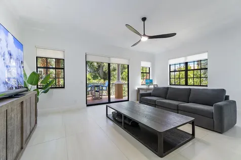 605 Del Sol Circle Tequesta FL 33469