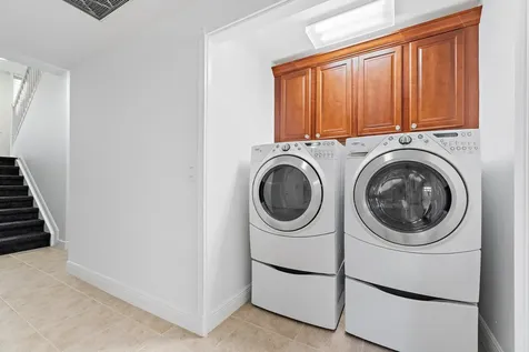 605 Del Sol Circle Tequesta FL 33469
