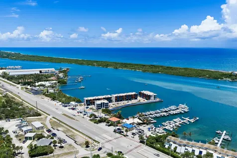 605 Del Sol Circle Tequesta FL 33469