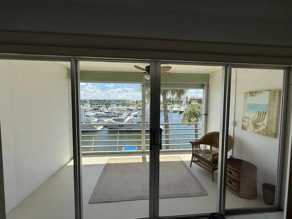 29 Yacht Club Drive North Palm Beach FL 33408