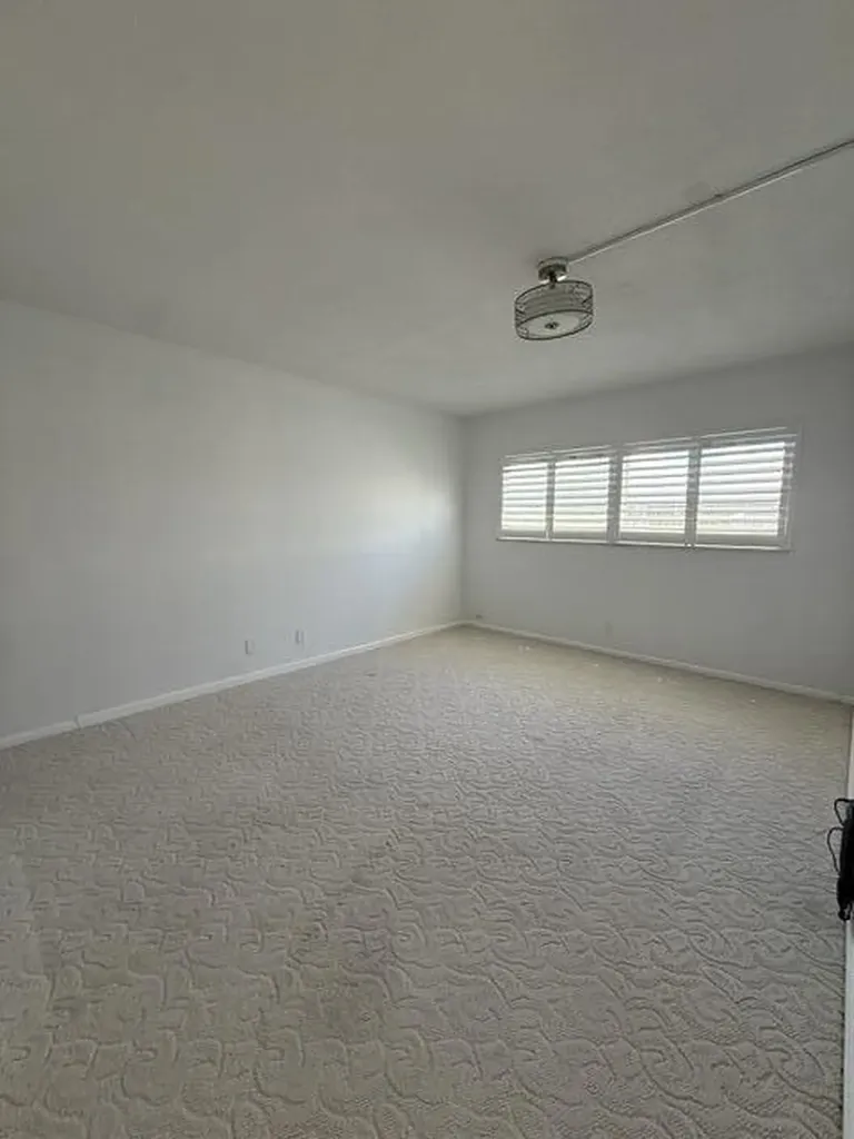 29 Yacht Club Drive North Palm Beach FL 33408