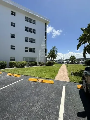 29 Yacht Club Drive North Palm Beach FL 33408