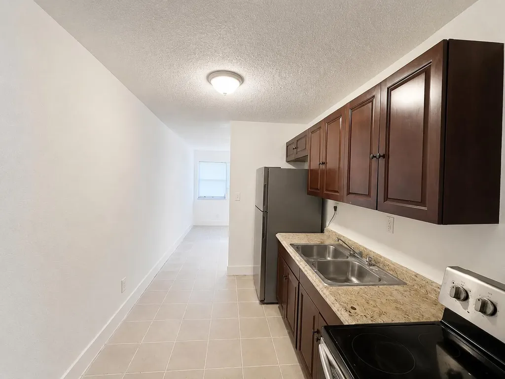 715 NW 15th Terrace Fort Lauderdale FL 33311