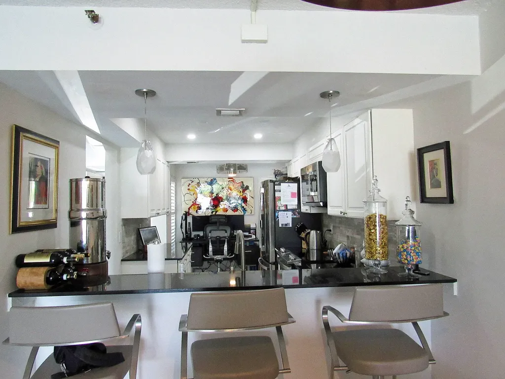 21 Royal Palm Way Boca Raton FL 33432