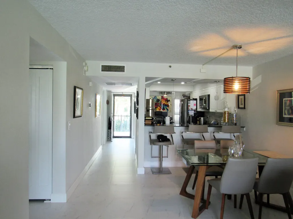 21 Royal Palm Way Boca Raton FL 33432