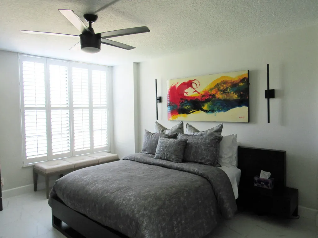 21 Royal Palm Way Boca Raton FL 33432