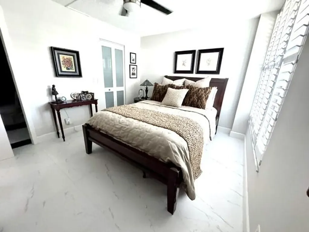 21 Royal Palm Way Boca Raton FL 33432