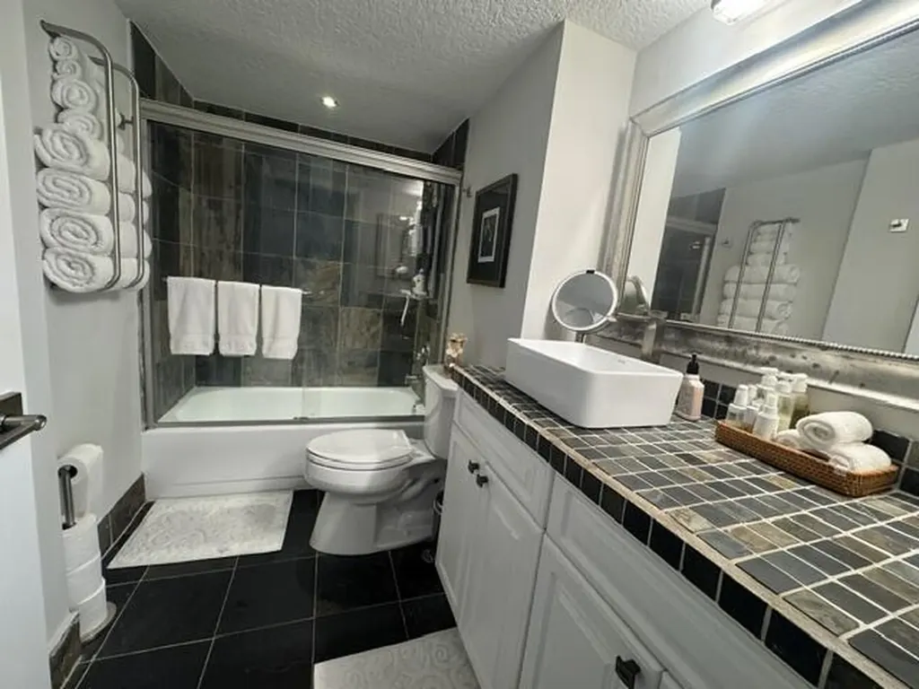 21 Royal Palm Way Boca Raton FL 33432