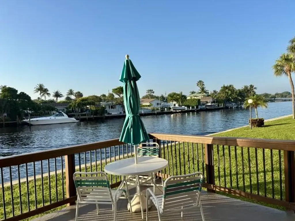 21 Royal Palm Way Boca Raton FL 33432