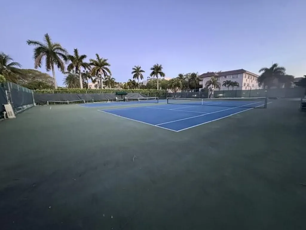 21 Royal Palm Way Boca Raton FL 33432