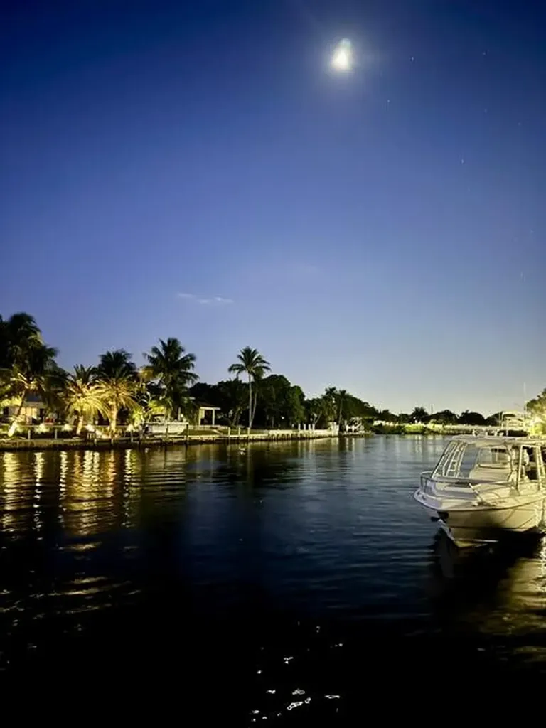 21 Royal Palm Way Boca Raton FL 33432