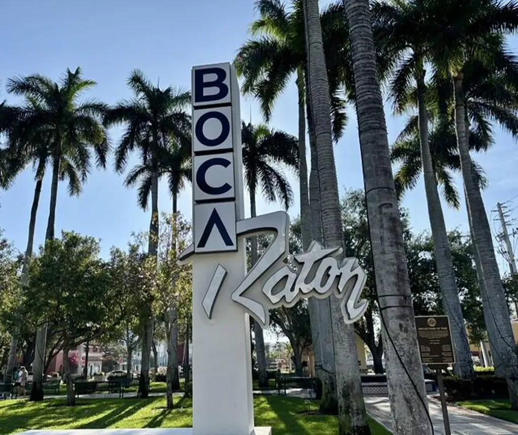 21 Royal Palm Way Boca Raton FL 33432