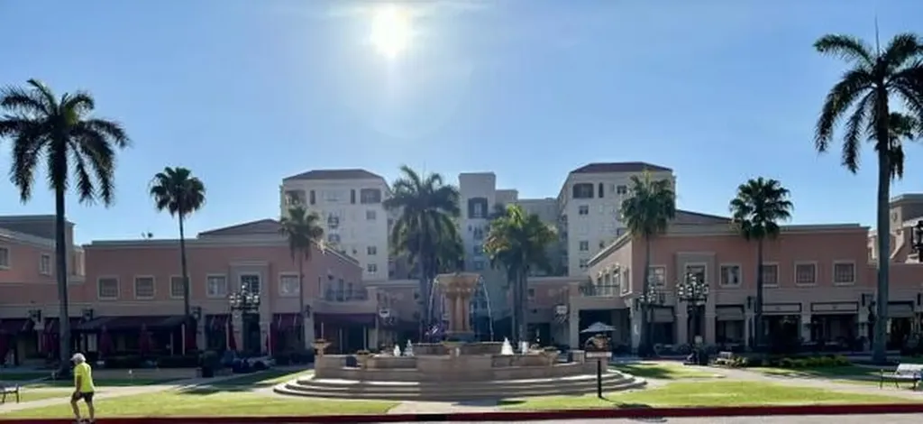 21 Royal Palm Way Boca Raton FL 33432