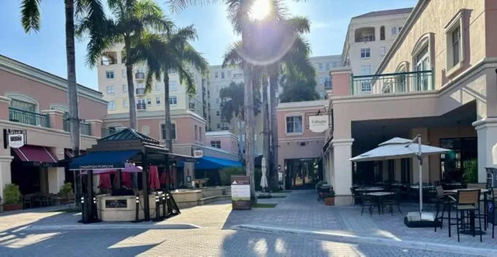 21 Royal Palm Way Boca Raton FL 33432