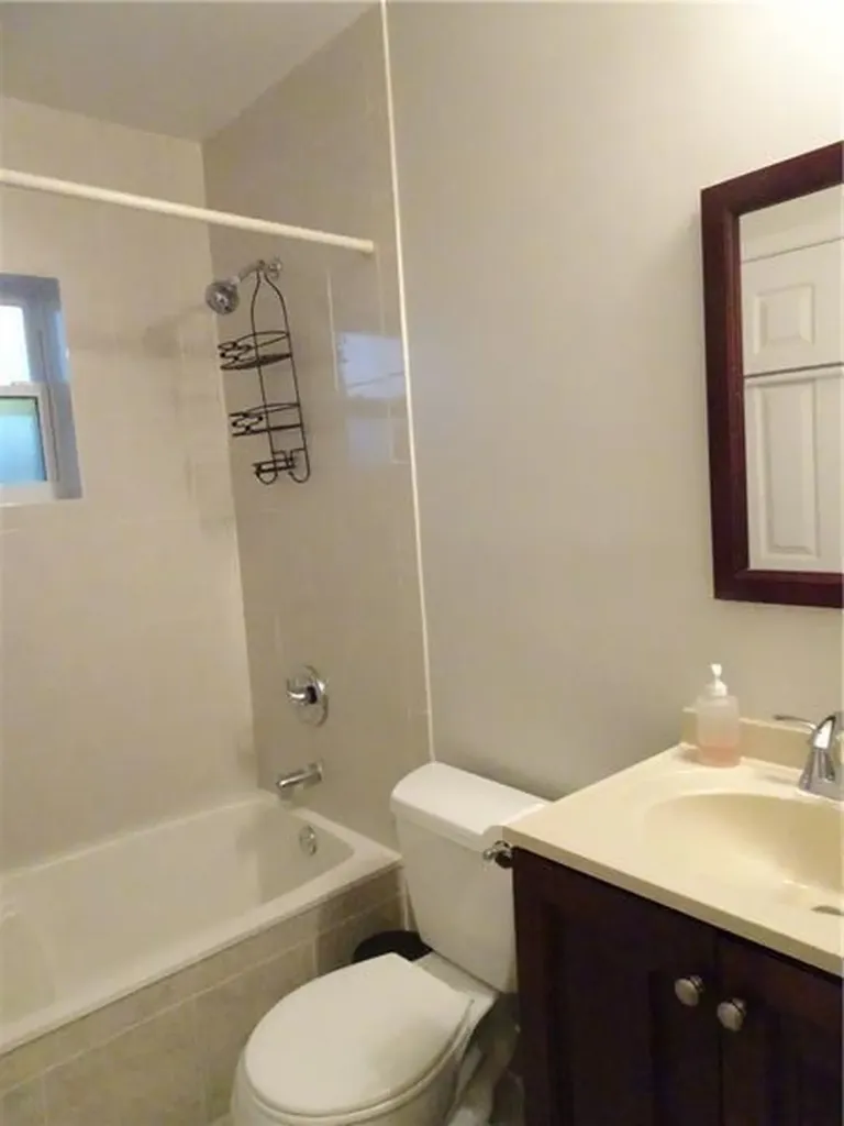 96 Del Rio Boulevard Boca Raton FL 33432