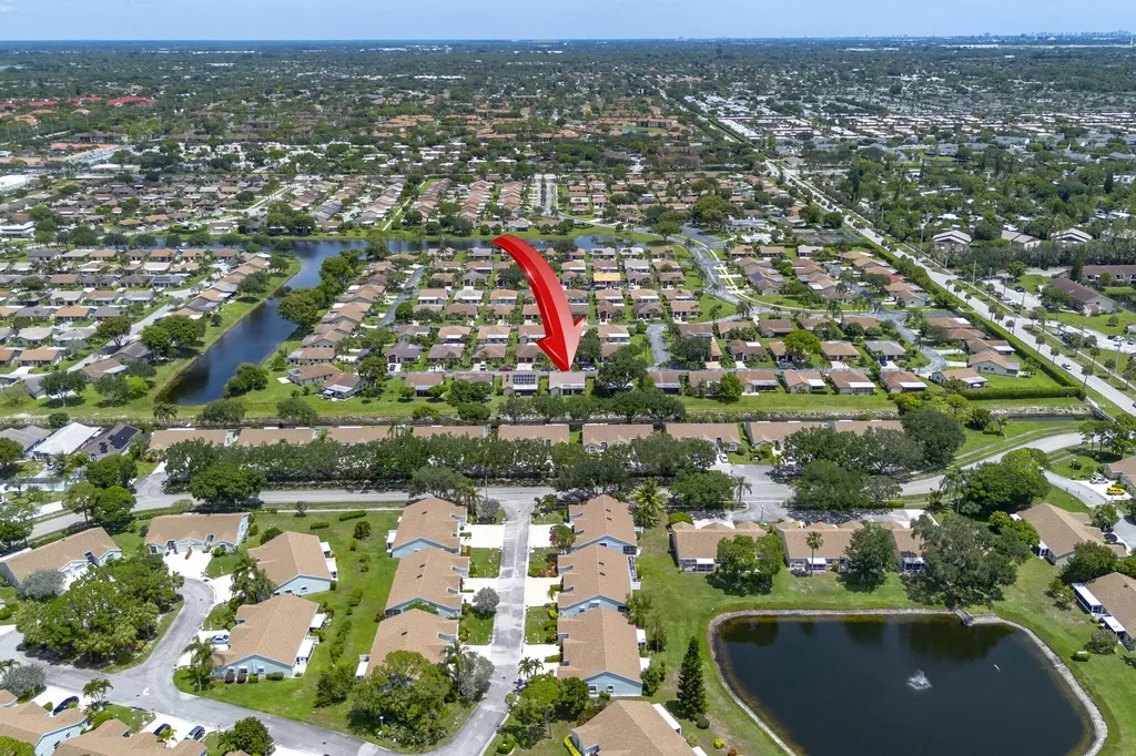 6320 Lakemont Circle Greenacres FL 33463
