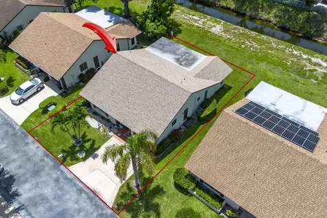 6320 Lakemont Circle Greenacres FL 33463