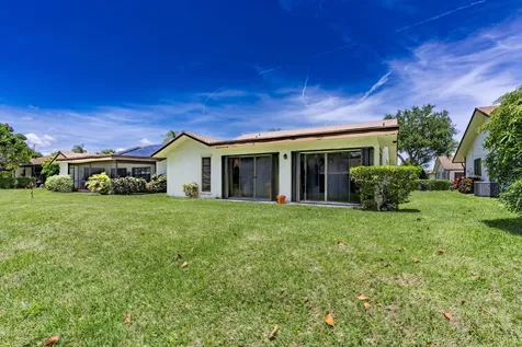 6320 Lakemont Circle Greenacres FL 33463