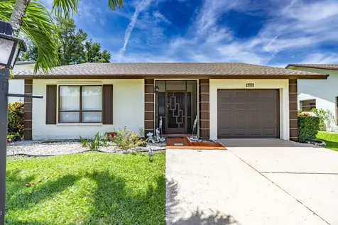 6320 Lakemont Circle Greenacres FL 33463