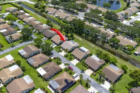 6320 Lakemont Circle Greenacres FL 33463