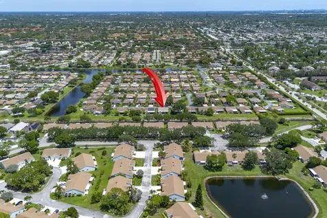 6320 Lakemont Circle Greenacres FL 33463