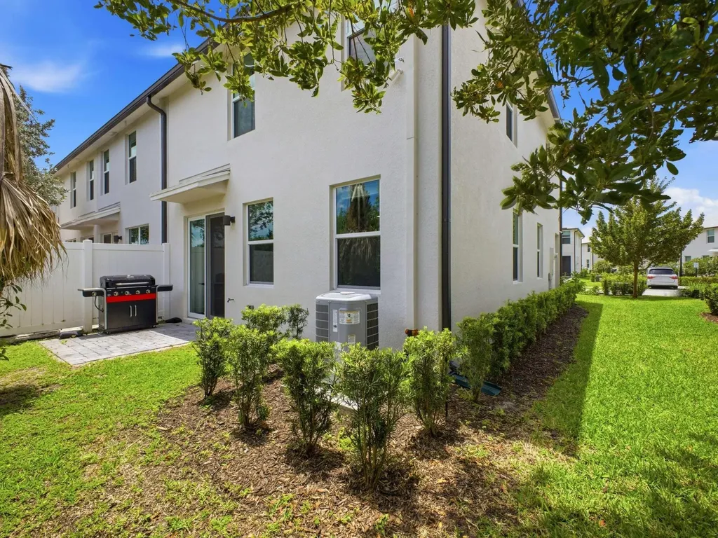 5720 Mentmore Drive West Palm Beach FL 33407