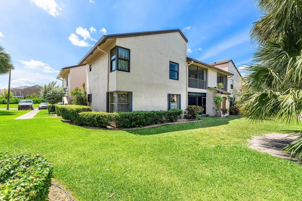 8609 Boca Glades Boulevard W Boca Raton FL 33434